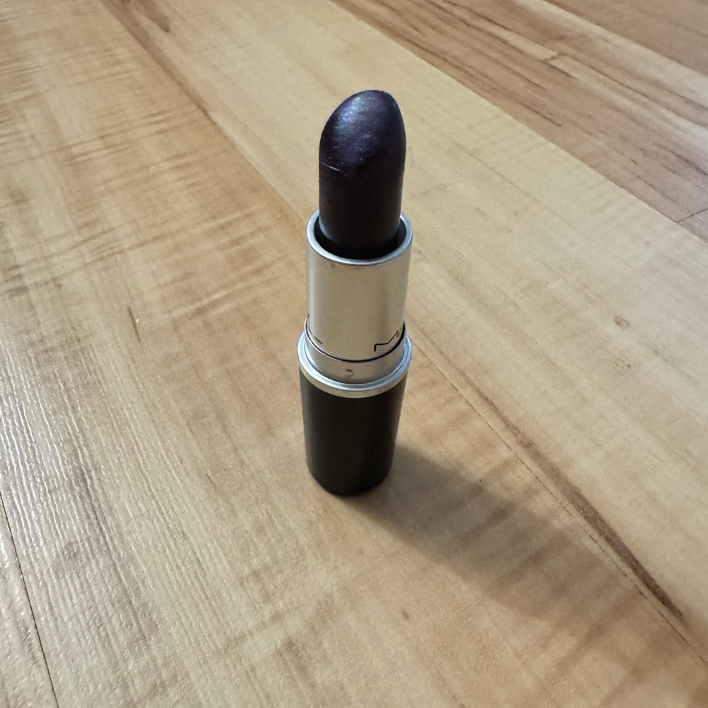 MAC Cosmetics Satin Lipstick Shade is Cyber